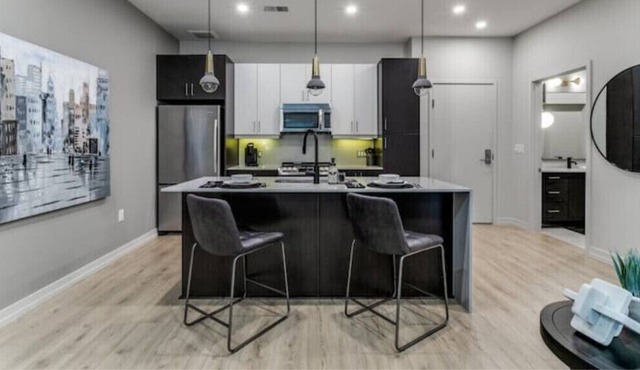 Modern, luxury 1-bedroom in West Village