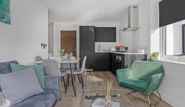 Modern Luxury 2 Bedroom Apartment near NEC & Birmingham airport