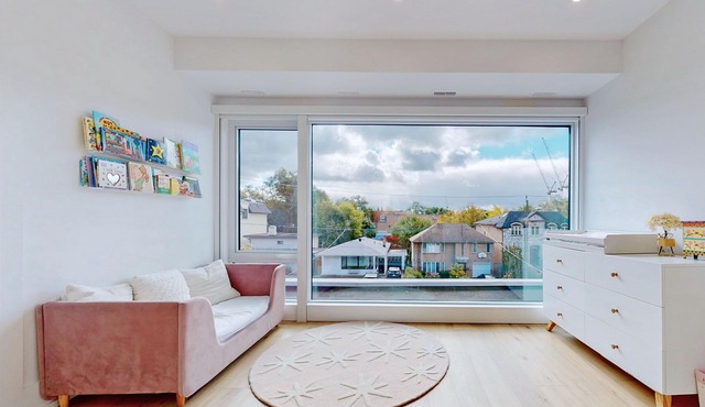 Modern Luxury 5 Bedroom House - Midtown Toronto