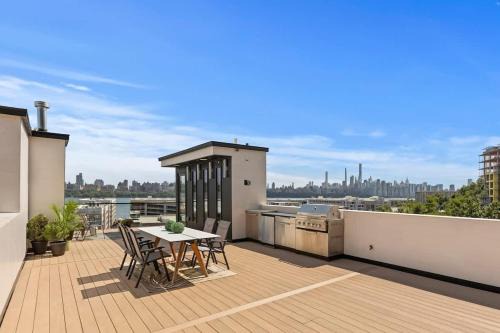 Modern Luxury 8BR Combined Townhome with NYC Views