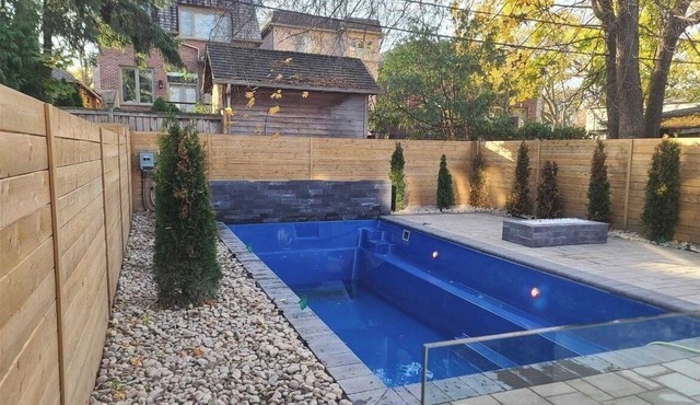 Modern luxury awaits in convenient Toronto location