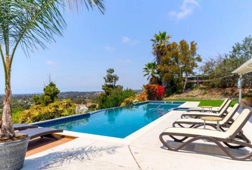 Modern Luxury in Bonita - 2655sqft with Infinity Pool