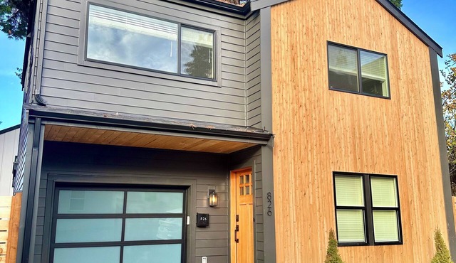 Modern Luxury Meets Comfort - Brand-New 3BR Maple Leaf Retreat