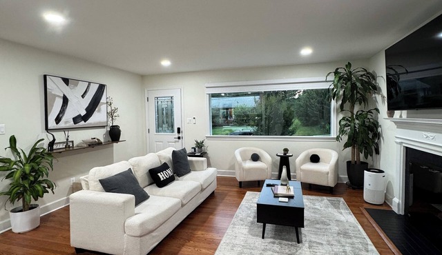 Modern Luxury Quiet Home 5BR-Fairfax - 20 Min from DC/5 Min GM, Court H