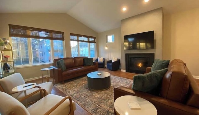 Modern Luxury | Steps to Brady St