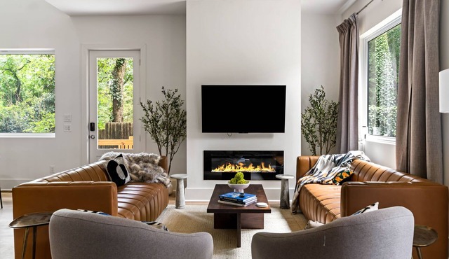 Modern Luxury Treehouse - 6 Bedrooms & 6 Baths