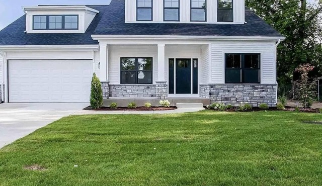 Modern Luxury Villa Near Notre Dame