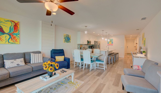 Modern Madeira Beach 3BR|Heated Pool|Walk to Beach