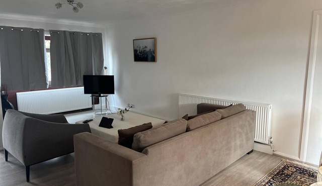 Modern Maidenhead Retreat, 3Bed, 1 Bath