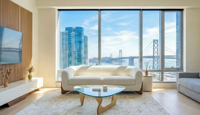Modern, Manimalist, Luxury, Bridge ViewnEntire rental unit in San Francisco, CA