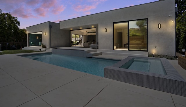 Modern Manse in the Heart of Brentwood