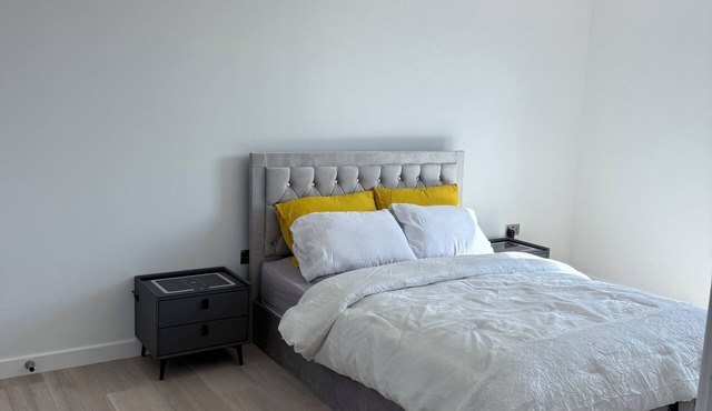 Modern Margate Retreat with Balcony & Parking | William Turner House