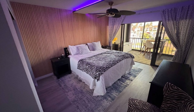 Modern Marina View, Steps from Restaurant in Burnt Store Marina Gated Community