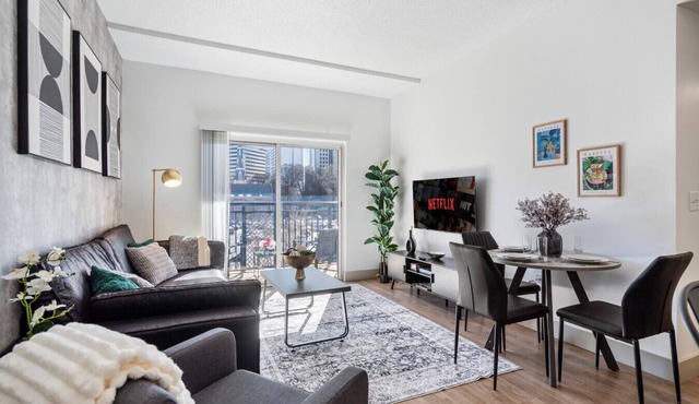 Modern Marvel | Free Parking, Gym, Near Stadium