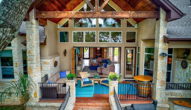 Modern Mediterranean Villa w/Luxe Amenities/King Bed/Handicap Accessible