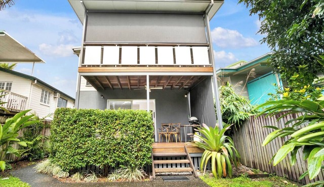 Modern meets Tropical in this Free standing Home