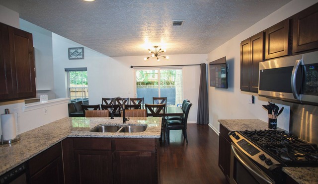 Modern Metro Atl Open Concept Home