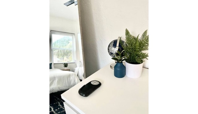 Modern Miami Cottage - 12 mins from the Beach