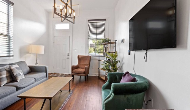 Modern Mid-City Home | Mins - Superdome & Museums