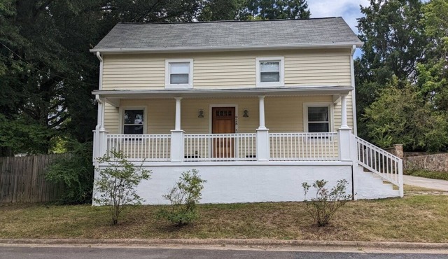 Modern Mill House | Walk to Downtown Durham