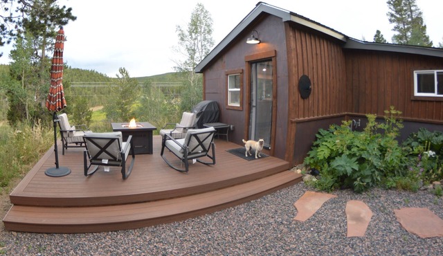 Modern Mountain Cabin - Romantic Getaway - Dog Friendly