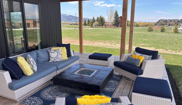 Modern mountain home in Teton Valley