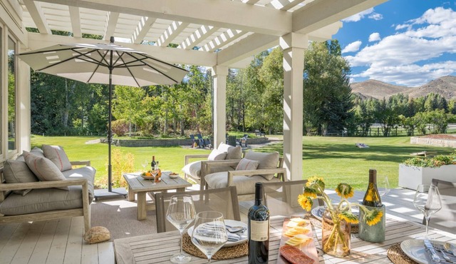 Modern Mountain Home on Three Acres with a Swimming Pool and Pool House!