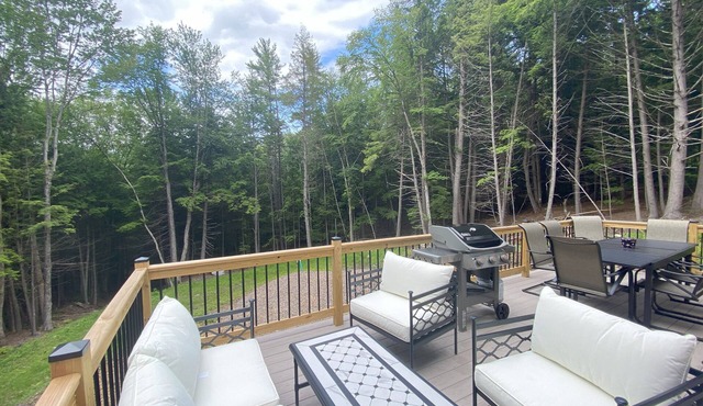 Modern Mountain House for Families – Hike, Relax, Reconnect