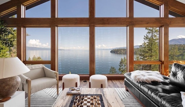 Modern Mountain Lake House