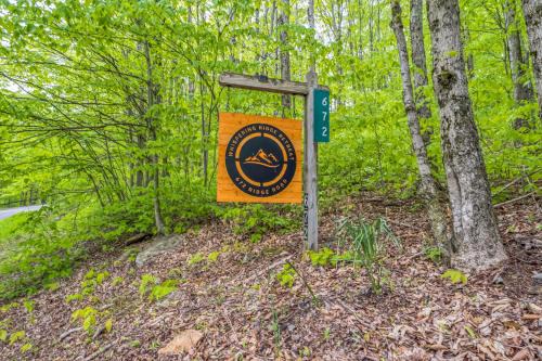 Modern Mountain Retreat Near Dolly Sods & Skiing home