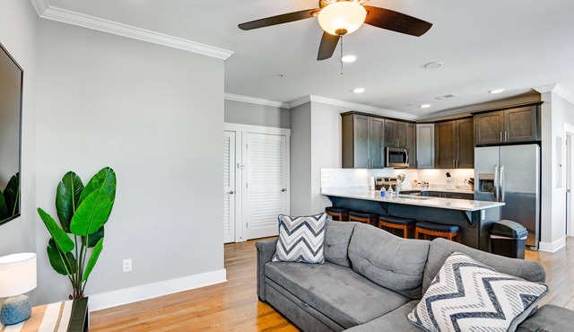 Modern Nashville Condo: Walk to Local Breweries!