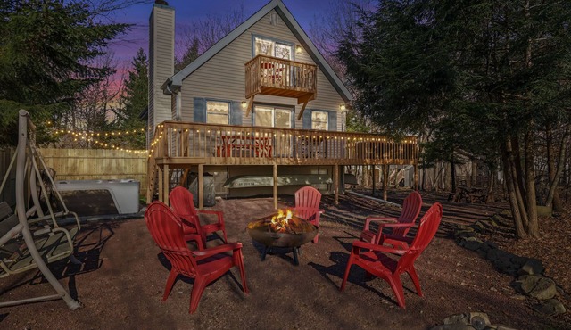 Modern Nature Escape with HotTub & GameRoom