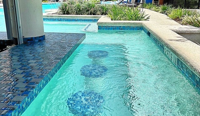 Modern Nautical Room w/Pool & Free Parking Near Kemah and Local Attraction
