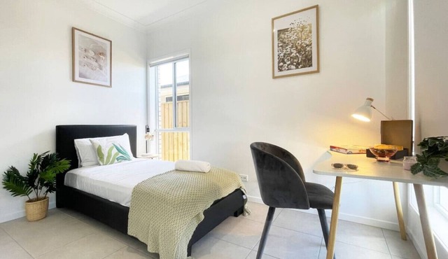 Modern Nest with 4 bedrooms