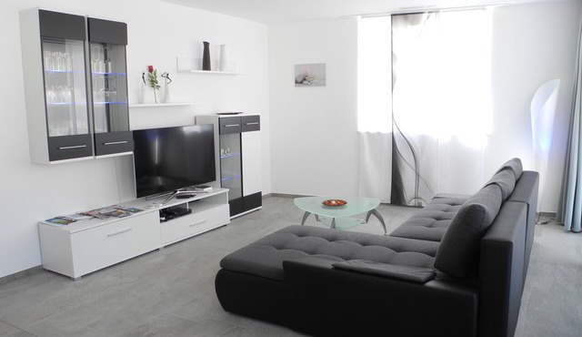 Modern, new 3.5-room apartment in brig with fantastic views of the mountains