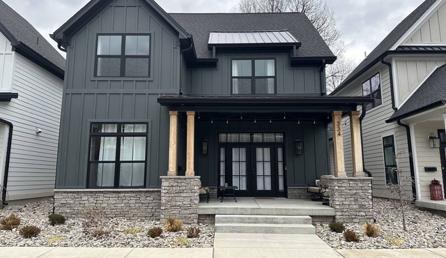 Modern New 3bd/3.5ba Close To Everything!