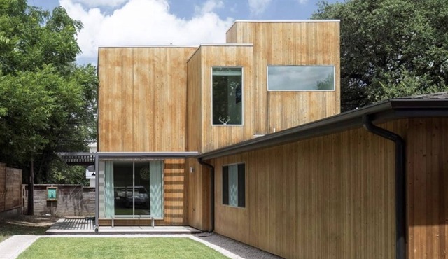 Modern New 5 Bedroom Home Close to South Congress