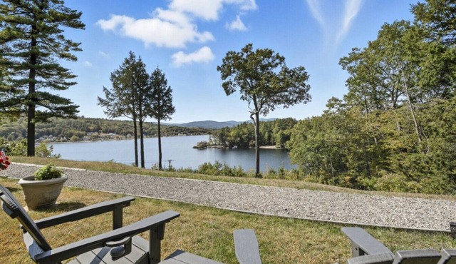 Modern Newfound Lake Condo|Lake Views + Beach