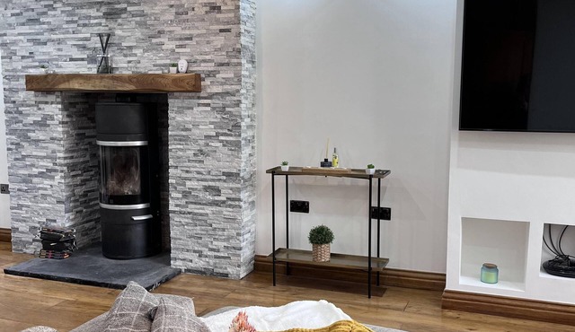 Modern Newly Renovated 3 Story House in Ebbw Vale