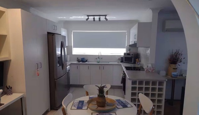 Modern Newmarket Apartment.Close to City, Shops & Transport