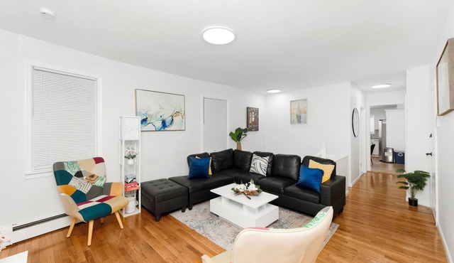 Modern NYC Duplex with Gym,GameRoom close toTimesSq,Statueof Liberty+FreeParking