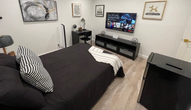 Modern Oasis for a Long Stay