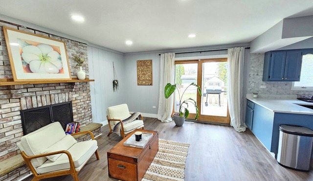 Modern Oasis Near Six Flags & Naval Base!