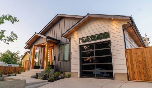 Modern Oasis, Near UO Campus!