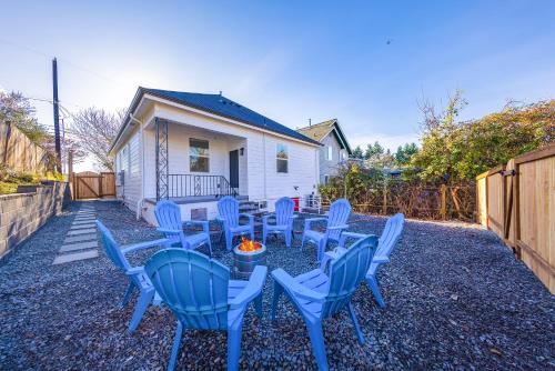 Modern Parkside Seattle Retreat