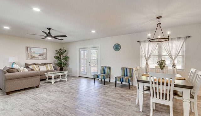 Modern Pensacola Home ~ 6 Mi to Beach!