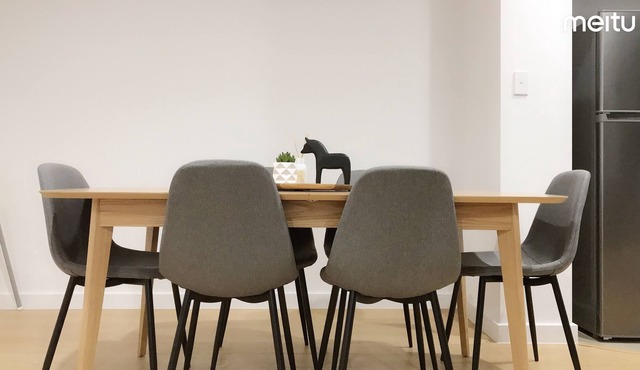 Modern Penthouse/2 Bed 2 Bath/Aircon/WiFi/Netflix/Washer