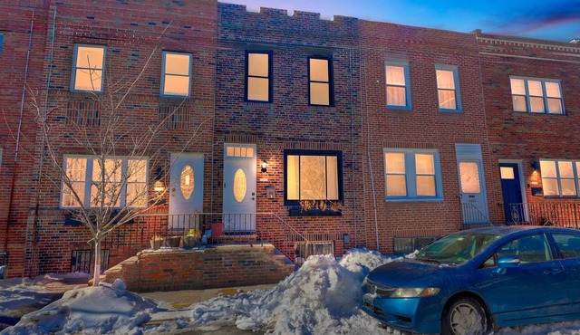 Modern Philly Retreat Near Center City