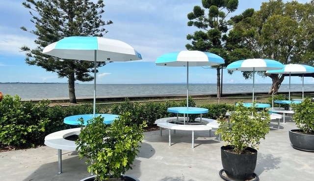 Modern Pool Oasis & Seaside Abode