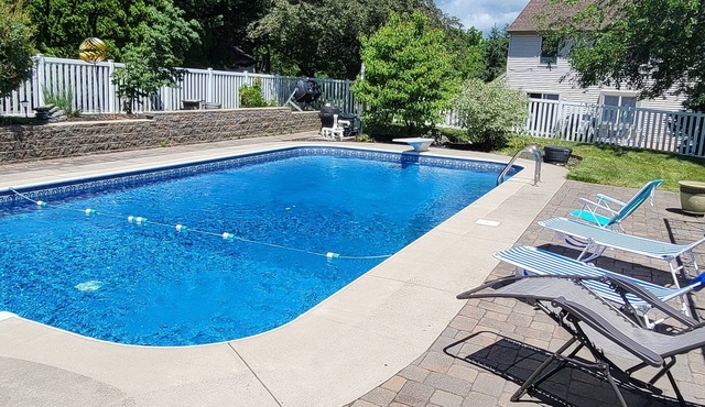 Modern Pool-Side Paradise, 5 Miles to Hershey Park